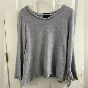 Absolutely Creative Worldwide Gray Sweater with bow on wide sleeves